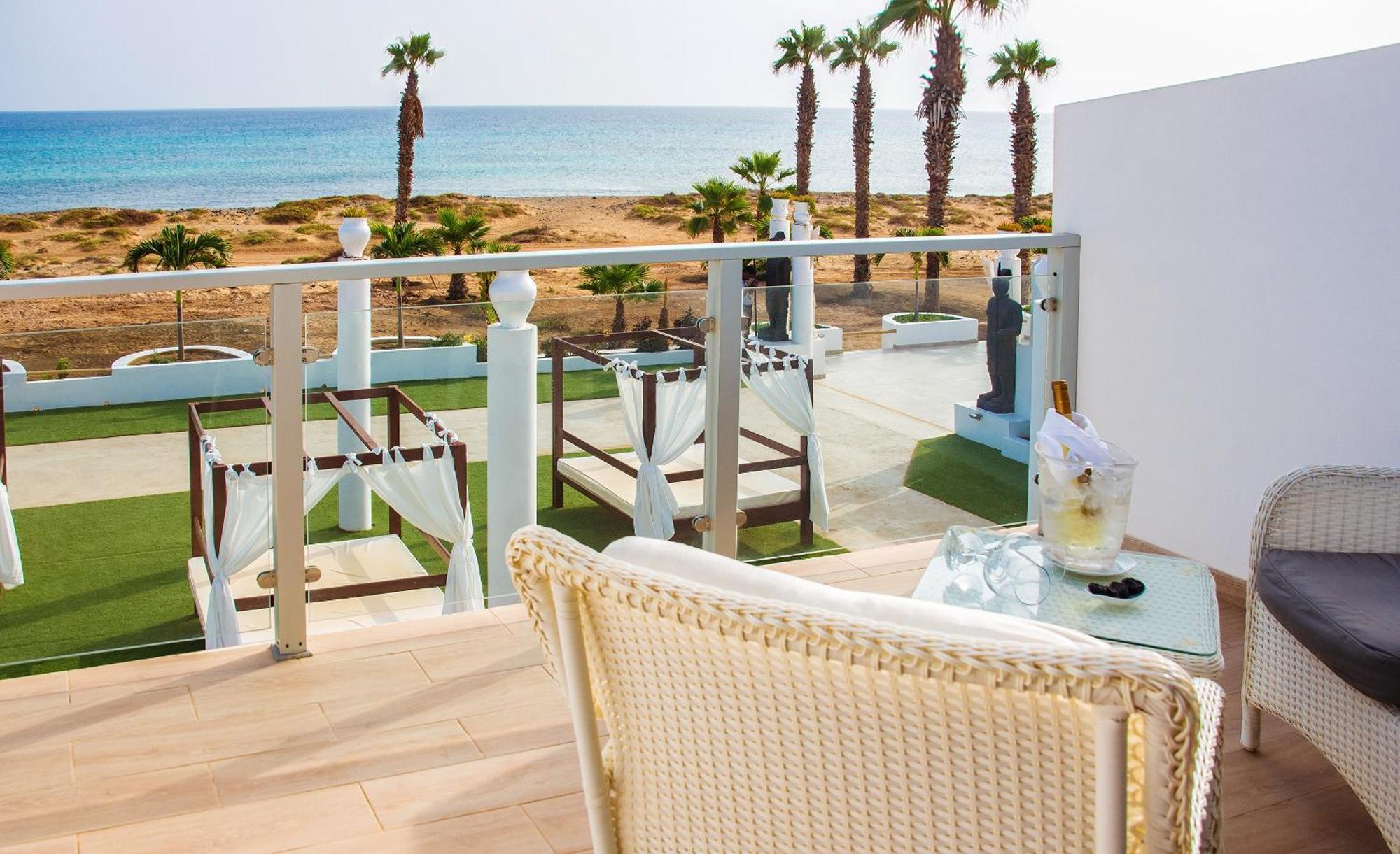 Hotel Livvo Budha Beach 산타 마리아 객실 사진